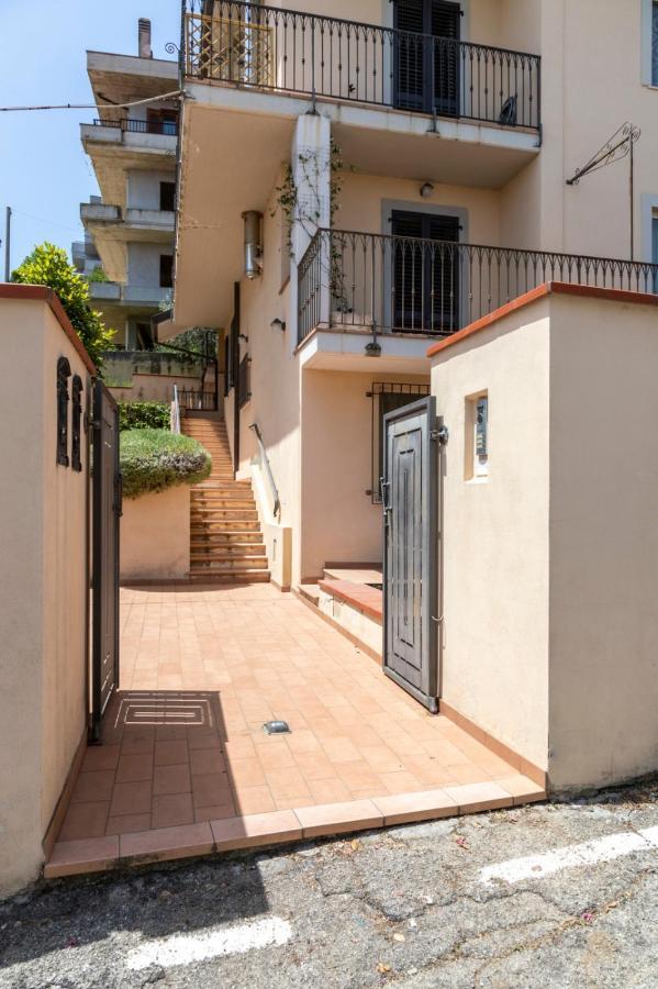 Casa Rubini Apartman Teramo Kültér fotó